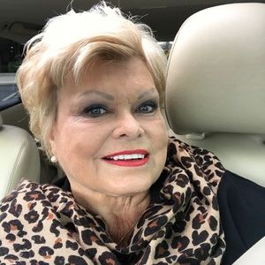 Meet your Posher, Beverly